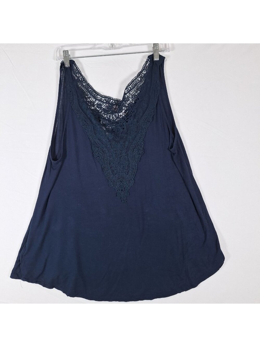 Extra Touch Blue Sleeveless Lace Shirt size 3X Plue Size